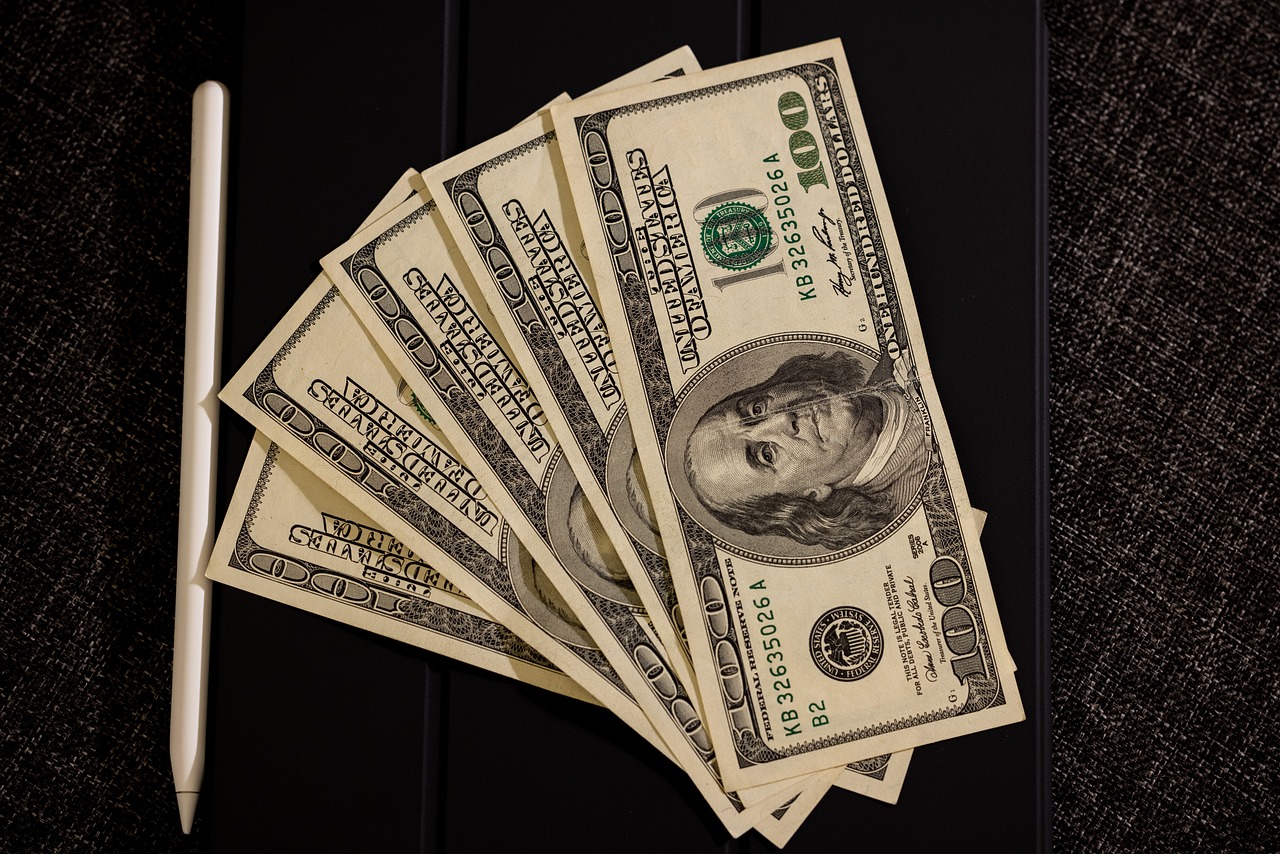 Are Sudden Wealth and Ethical Decisions at Odds?